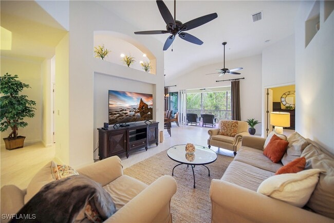 6641 Alden Woods Cir in Naples, FL - Building Photo - Building Photo