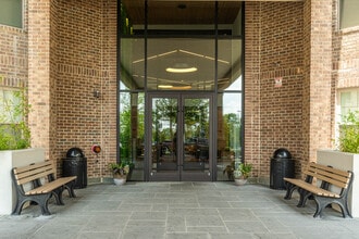 The Manor at Totowa in Totowa, NJ - Building Photo - Building Photo