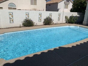 8604 Copper Ridge Ave in Las Vegas, NV - Building Photo - Building Photo