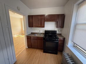 2109 Grove Ave in Berwyn, IL - Building Photo - Building Photo