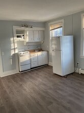 38 Railroad St in Charlestown, NH - Building Photo - Interior Photo