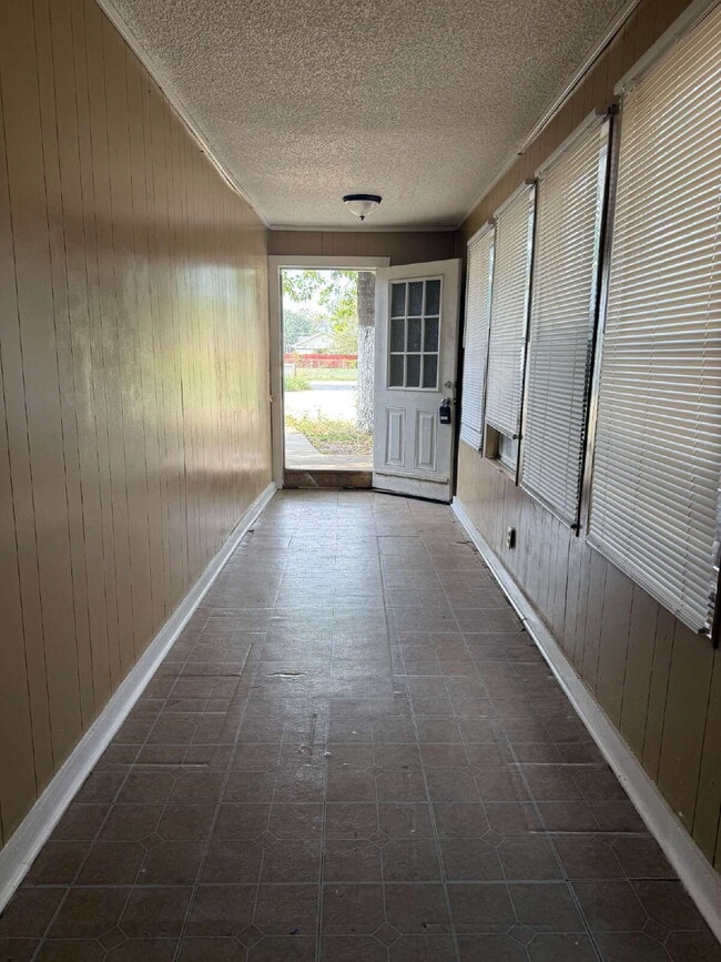 2722 Irwin Dr in San Antonio, TX - Building Photo - Building Photo