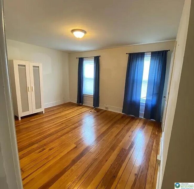 528 Selfridge St in Bethlehem, PA - Building Photo - Building Photo