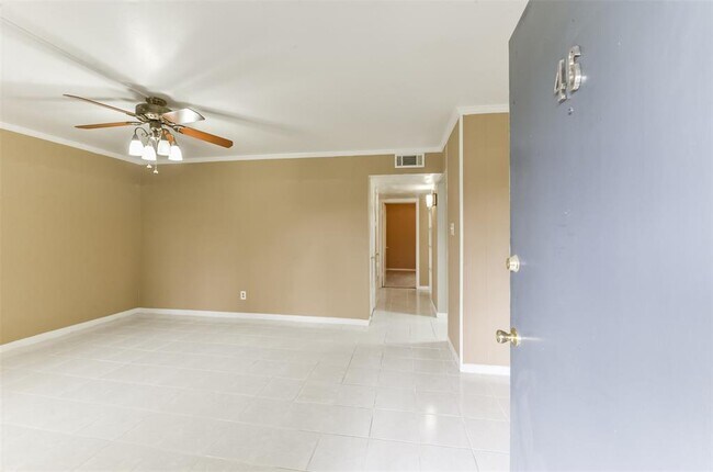 9011 Gaylord Dr photo'