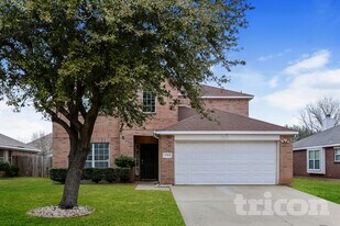 2784 Sweetbriar Ln in Grand Prairie, TX - Building Photo