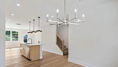 Room in Townhome on Levy Wy in Charlotte, NC - Building Photo - Building Photo