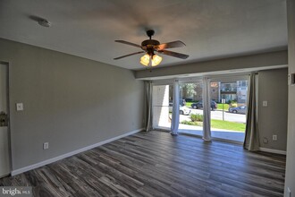 7507 Riverdale Rd-Unit -2053 in New Carrollton, MD - Building Photo - Building Photo