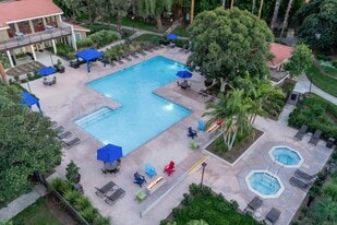 Parcwood Apartment Homes