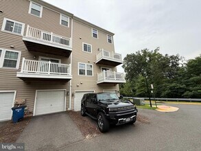 14752 Malloy Ct in Woodbridge, VA - Building Photo - Building Photo