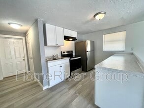 605 S Disston Ave in Tarpon Springs, FL - Building Photo - Building Photo