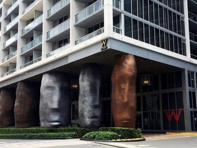 property at 495 Brickell Ave