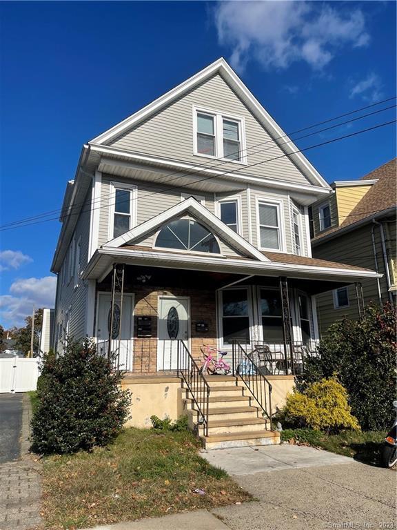 87 Thomas St, Unit SECOND FLOOR in West Haven, CT - Building Photo - Building Photo