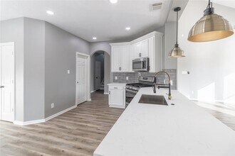 2519 Flycatcher Cove Dr in League City, TX - Foto de edificio - Building Photo