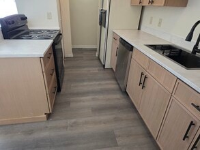 2222 Ridgedale Dr in Carrollton, TX - Building Photo - Building Photo