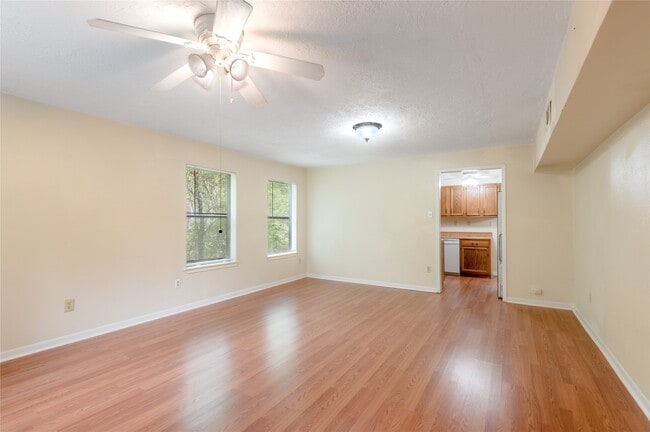 property at 138 Summer Pl