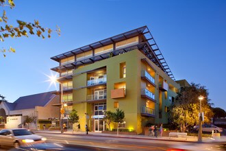 Arrive Seaside II in Santa Monica, CA - Building Photo - Building Photo