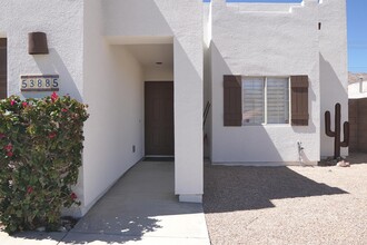 53885 Avenida Carranza in La Quinta, CA - Building Photo - Building Photo