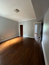 8038 S Maryland Ave in Chicago, IL - Building Photo - Building Photo