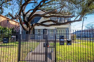 5100 Bryan St in Dallas, TX - Building Photo - Building Photo