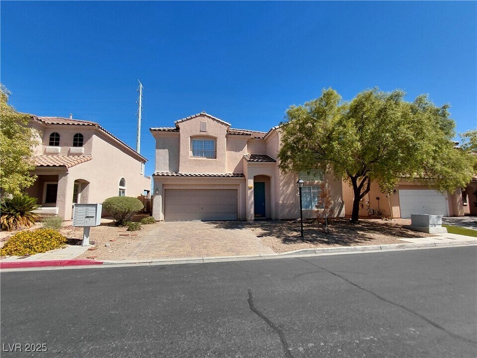 452 Crocus Hill St in Las Vegas, NV - Building Photo