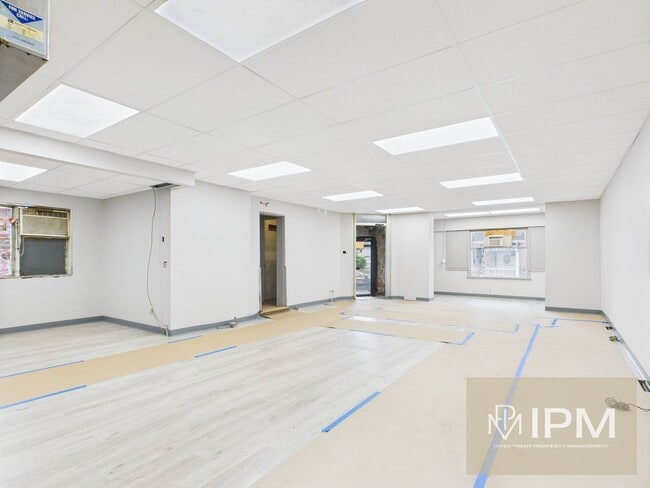 property at 1001 W Princess St