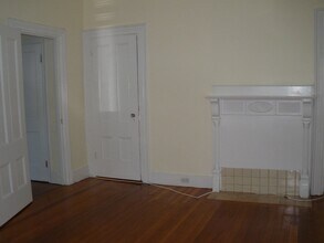 518 Watertown St in Newton, MA - Building Photo - Building Photo