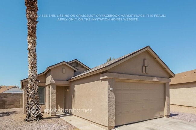 8647 W Mariposa Dr, Unit 220 in Phoenix, AZ - Building Photo - Building Photo