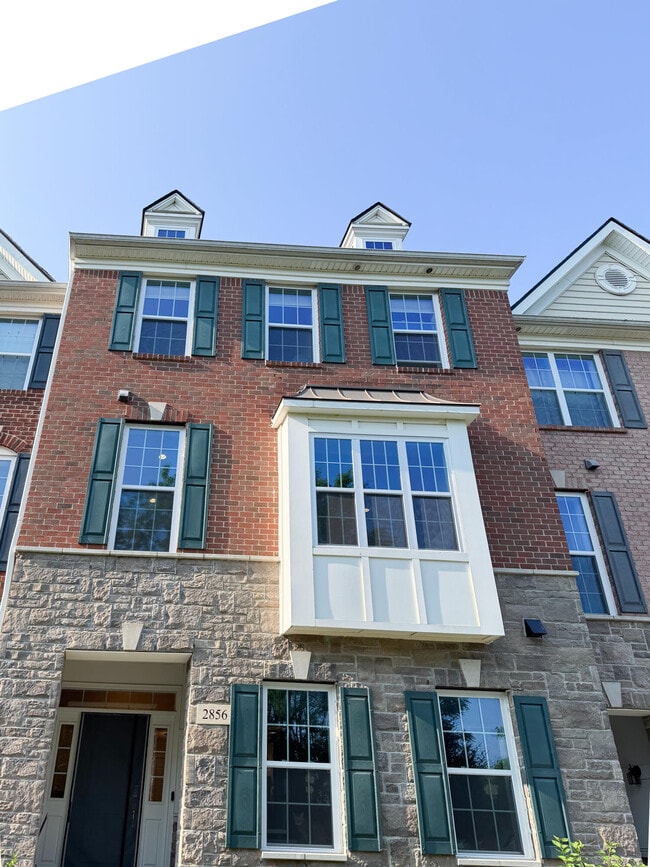 property at 2856 Ridington Rd