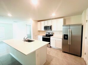8564 SW 46th Terrace in Ocala, FL - Building Photo - Building Photo