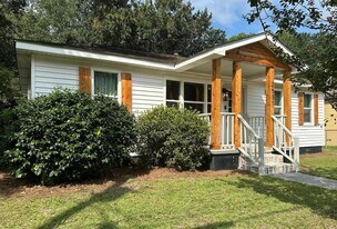 2531 Wecco St in North Charleston, SC - Building Photo
