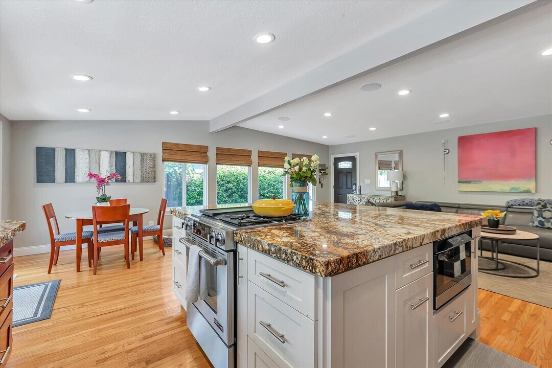 3069 Atherton Dr in Santa Clara, CA - Building Photo