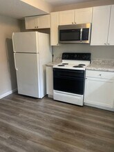 5816 Sanford Rd in Knoxville, TN - Building Photo - Building Photo