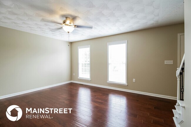 6005 Delilah Ct in Louisville, KY - Building Photo - Building Photo