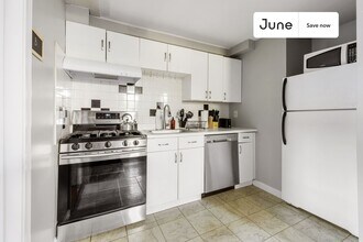 14-18 Bacon Street in Boston, MA - Foto de edificio - Building Photo