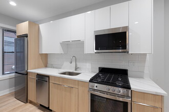 1649 W Jonquil Terrace in Chicago, IL - Building Photo - Building Photo