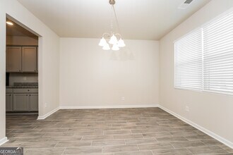 3811 River Rock Rd in Stonecrest, GA - Building Photo - Building Photo