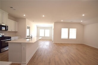 557 Colorado St in Farmington, AR - Building Photo - Building Photo