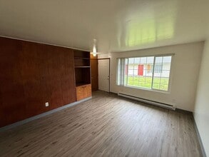 574 Ford St SE in Salem, OR - Building Photo - Building Photo