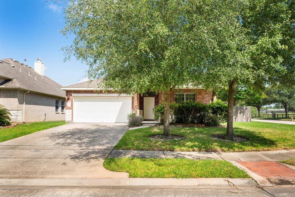 2902 Lemmingham Dr in Spring, TX - Building Photo