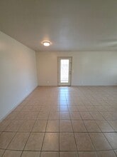 1006 N Greenwich Ave in Russellville, AR - Building Photo - Building Photo