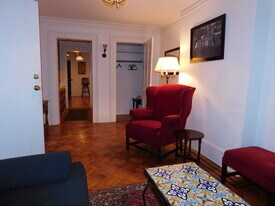 1113 Bloomfield St, Unit 1 in Hoboken, NJ - Building Photo