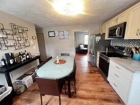 3 Mill Street Ct, Unit #1 in Danvers, MA - Building Photo