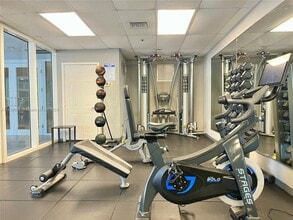 170 SE 14th St, Unit 1604 in Miami, FL - Building Photo - Building Photo