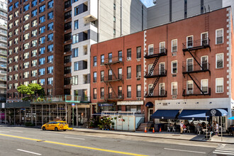 1638 York Ave in New York, NY - Foto de edificio - Building Photo