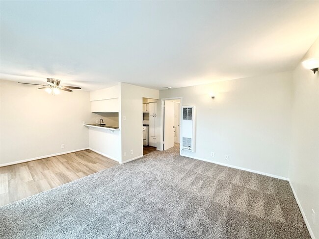 property at 3629 N MacGregor Way