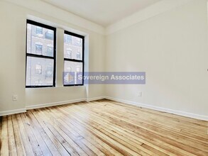 109 W 105th St in New York, NY - Building Photo - Building Photo