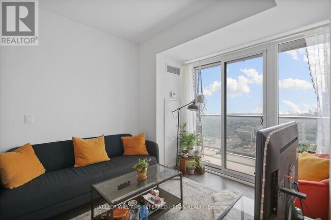 property at 195-3195 Redpath Ave