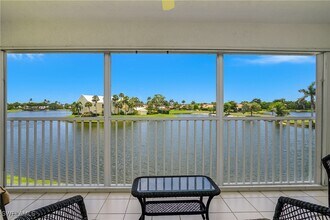3524 Windjammer Cir in Naples, FL - Foto de edificio - Building Photo