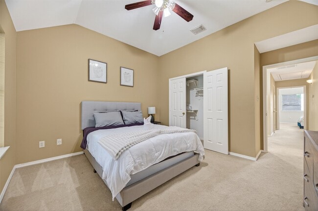property at 5911 Indian Hills Ln