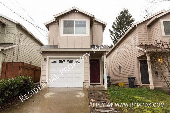 8959 N Exeter Ave